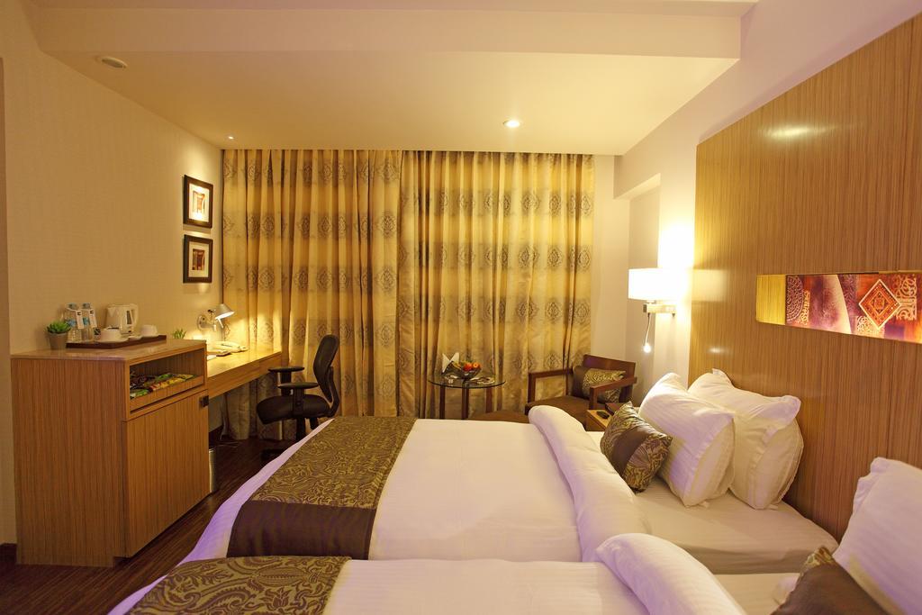 Comfort Inn Legacy Rajkot Dış mekan fotoğraf